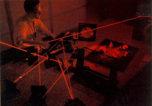 Φωτογραφία-Ολογραφία : δύο απόψεις του ίδιου κόσμου