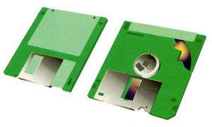 Βοηθητική μνήμη και μέσα μαζικής αποθήκευσης