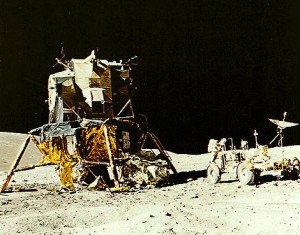 Η Σεληνάκατος